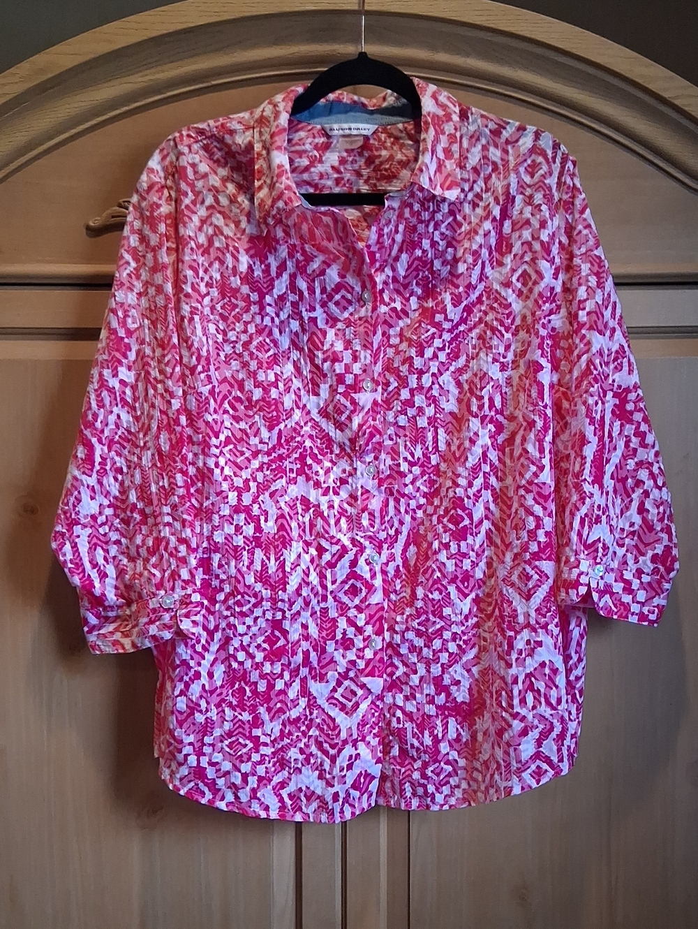 Allison Daley Pink and White Patterned Button-Front Top
